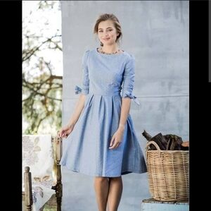 Shabby Apple Blue Chambray Swiss Dot Short Sleeve Midi Dress - Size 8